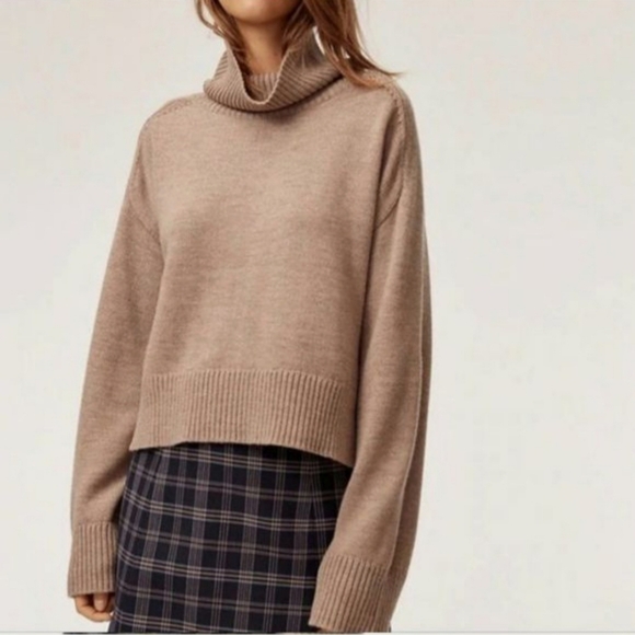 babaton Sweaters - Babaton titus turtleneck sweater in rose quartz sz S